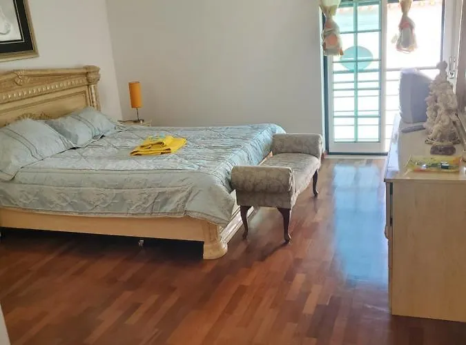 بيت ضيافة Alojamento Bertil